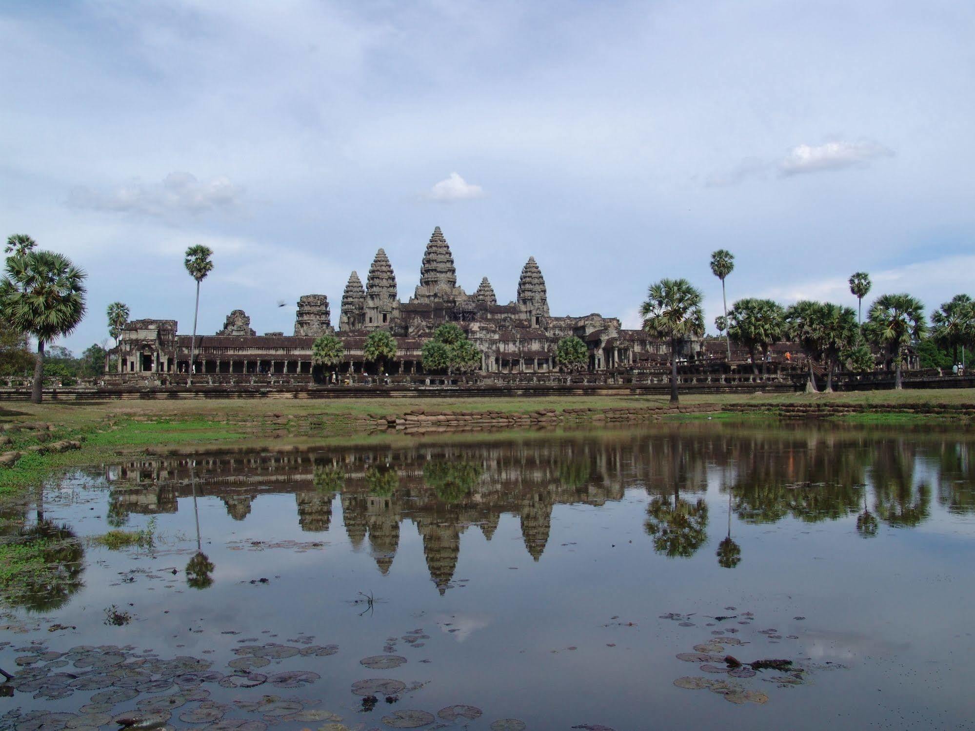 Tropical Breeze Siem Reap Exterior foto